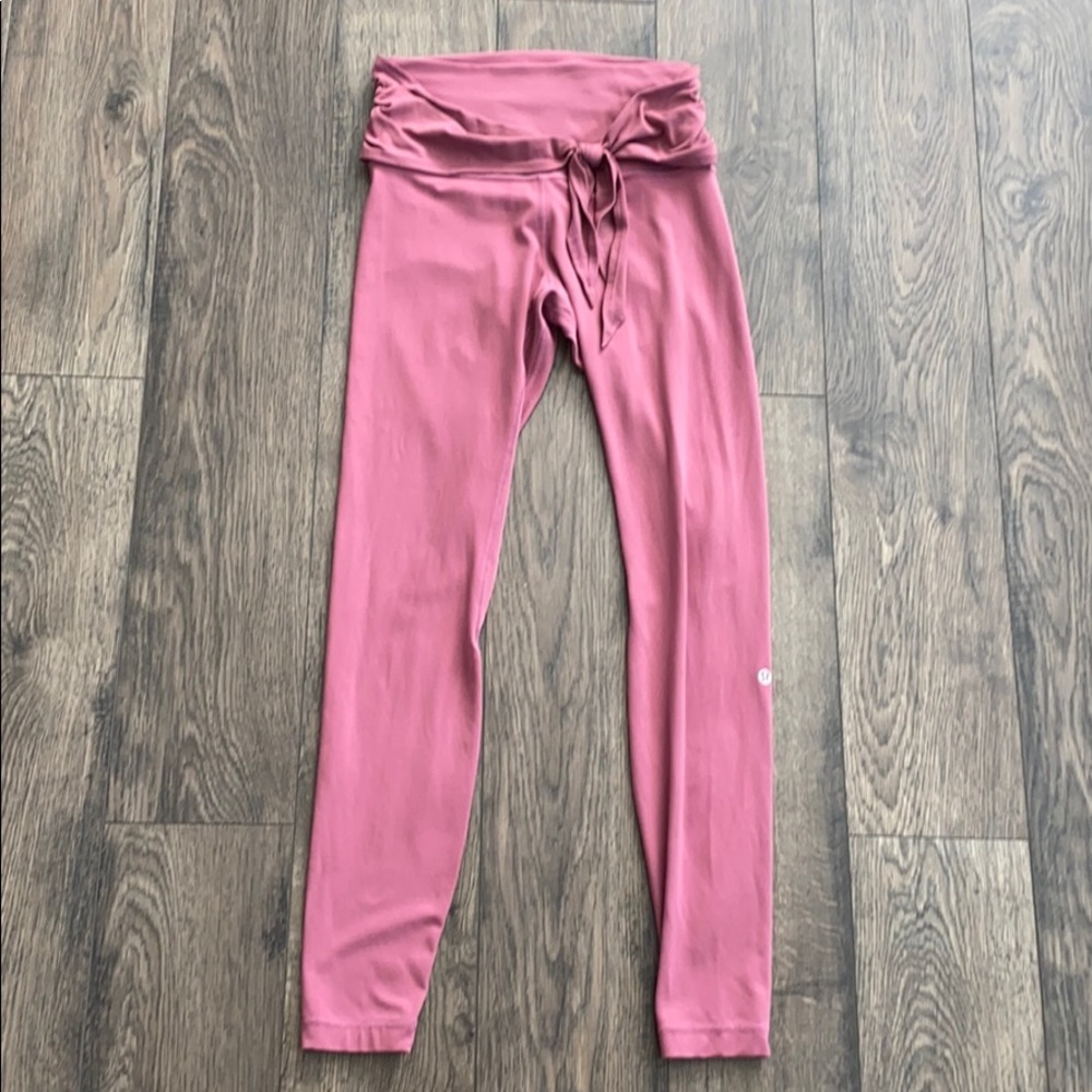 Lululemon Align 28”